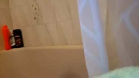 orlandovilla48 online show from December 1, 2025, 2:00 pm