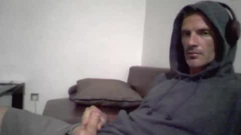 Snapshot of orwel09 chatting on January 14, 2026, 3:50 pm orwel09 online show from January 14, 2026, 3:50 pm