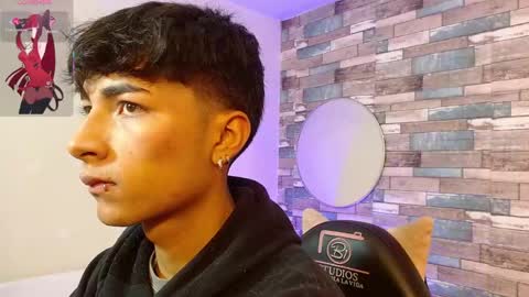 osamu_tay online show from February 28, 2026, 11:55 am