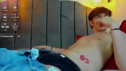 Snapshot of oscar_fox_ chatting on September 12, 2025, 4:23 am Oscar online show from September 12, 2025, 4:23 am