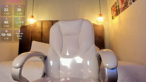 Snapshot of oscar_fox_ chatting on September 25, 2025, 3:54 am Oscar online show from September 25, 2025, 3:54 am