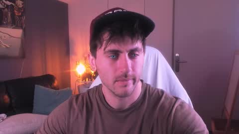 Oscar online show from September 28, 2025, 9:09 pm