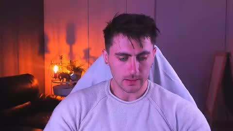 Oscar online show from October 13, 2025, 9:15 pm