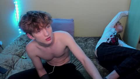 Snapshot of oscar_wildy chatting on December 8, 2024, 9:08 pm Oscar online show from December 8, 2024, 9:08 pm