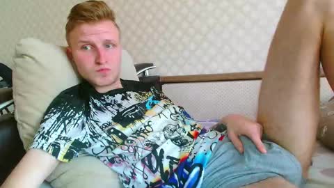 Snapshot of oscar_wildy chatting on October 18, 2025, 12:39 pm Oscar online show from October 18, 2025, 12:39 pm