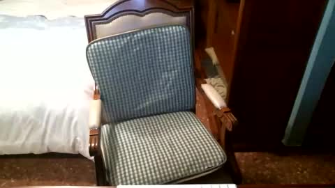 Snapshot of oscarw chatting on December 16, 2025, 4:23 pm Oscar online show from December 16, 2025, 4:23 pm