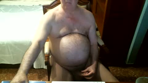 Snapshot of oscarw chatting on June 20, 2026, 3:37 pm Oscar online show from June 20, 2026, 3:37 pm