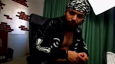OscarWills online show from May 11, 2026, 5:24 am