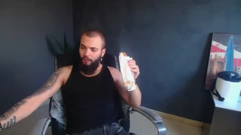 OscarWills online show from June 26, 2026, 4:17 am