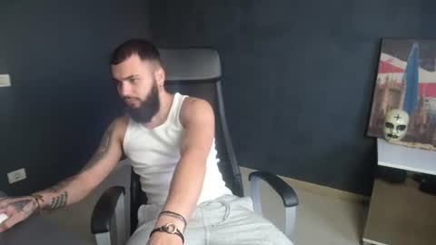 OscarWills online show from July 30, 2026, 4:33 am