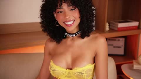 Snapshot of oshun_25 chatting on June 1, 2026, 12:29 pm Oshun online show from June 1, 2026, 12:29 pm
