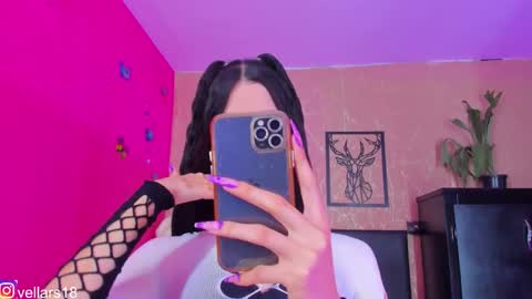 vella online show from September 16, 2025, 7:59 pm