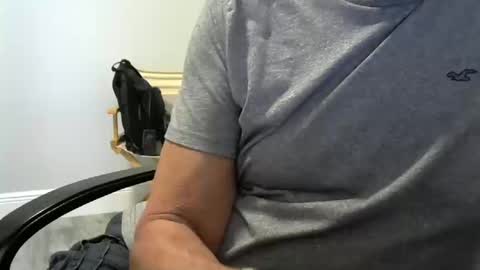 Ossi online show from October 13, 2025, 9:37 pm