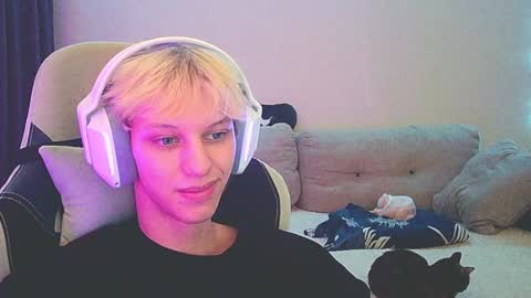 Ostin online show from December 19, 2024, 3:41 pm