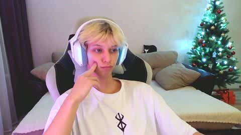 Ostin online show from January 5, 2025, 3:34 pm