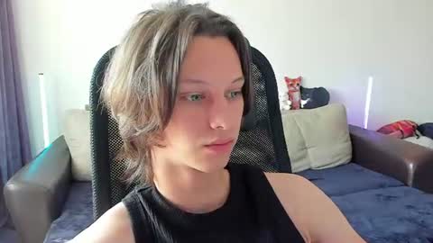 Snapshot of ostin_meoww chatting on June 13, 2026, 10:46 am Ostin online show from June 13, 2026, 10:46 am