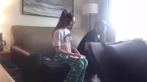 Snapshot of otokonojoshi chatting on June 2, 2026, 4:42 pm otokonojoshi online show from June 2, 2026, 4:42 pm