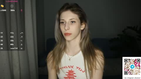 Snapshot of ottiliebolyard chatting on April 19, 2026, 7:38 pm Anne online show from April 19, 2026, 7:38 pm