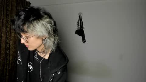 Otto 3 online show from February 21, 2025, 6:07 am