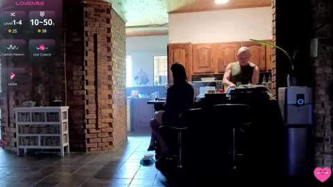 OurJourneyXoXo online show from November 20, 2025, 9:20 am