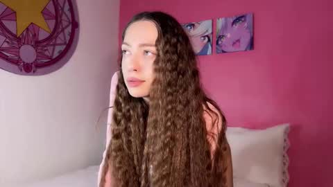 Snapshot of outerspace2000 chatting on November 24, 2025, 12:32 am outerspace2000 online show from November 24, 2025, 12:32 am