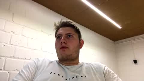 outflayd online show from February 6, 2026, 4:54 pm