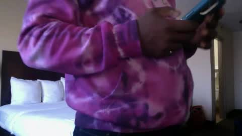 Dude online show from December 17, 2025, 8:48 pm