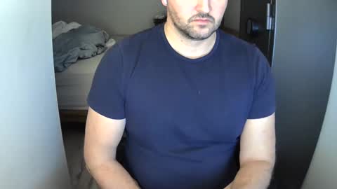 Snapshot of outside1991 chatting on December 28, 2024, 4:51 am outside1991 online show from December 28, 2024, 4:51 am