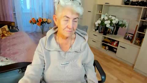 Alla online show from December 22, 2025, 11:29 am