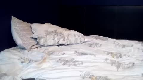 Owen kayz online show from October 9, 2025, 4:49 pm