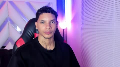 Snapshot of owen_blaze3 chatting on May 23, 2026, 3:23 am owen blaze online show from May 23, 2026, 3:23 am
