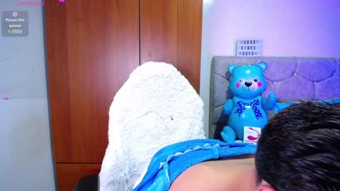 Owen  Independent model  online show from January 18, 2025, 7:07 am