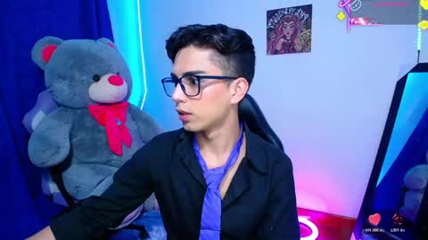 Snapshot of owenblue__ chatting on June 4, 2026, 12:22 pm Owen Independent model online show from June 4, 2026, 12:22 pm