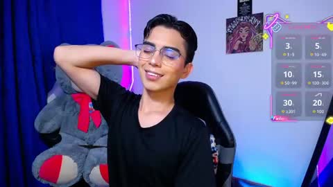 Snapshot of owenblue__ chatting on June 21, 2026, 6:27 am Owen Independent model online show from June 21, 2026, 6:27 am