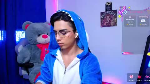 Snapshot of owenblue__ chatting on June 25, 2026, 1:48 pm Owen Independent model online show from June 25, 2026, 1:48 pm
