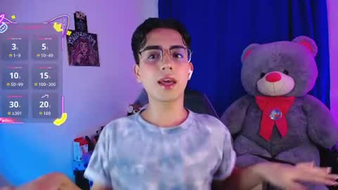 Snapshot of owenblue__ chatting on July 24, 2026, 7:17 am Owen Independent model online show from July 24, 2026, 7:17 am
