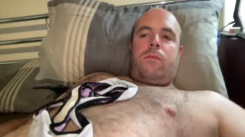 Snapshot of owenfn2 chatting on July 31, 2026, 6:35 am Owen2022 online show from July 31, 2026, 6:35 am