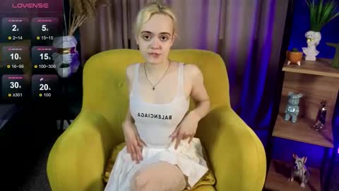Snapshot of oxcy_live chatting on March 25, 2026, 6:19 am Oxcy online show from March 25, 2026, 6:19 am