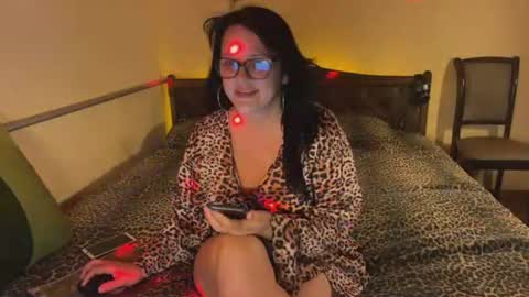 Snapshot of oxixlove chatting on August 4, 2026, 9:50 pm OxiXLove online show from August 4, 2026, 9:50 pm