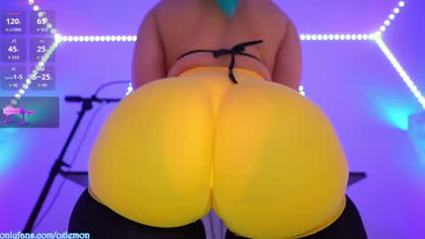 Snapshot of oxlemon chatting on August 7, 2026, 1:51 am oxlemon online show from August 7, 2026, 1:51 am