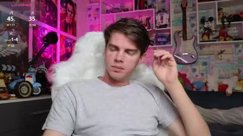 Mike online show from April 30, 2026, 10:43 am