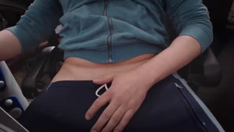 oxolotl online show from March 15, 2026, 7:47 am