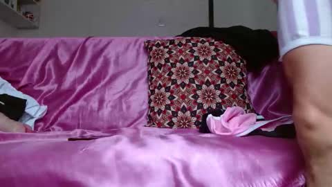 Jeannifer online show from February 1, 2026, 1:42 pm