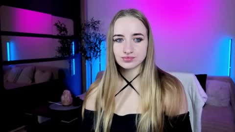 Oxy Foxie online show from June 11, 2026, 2:00 am