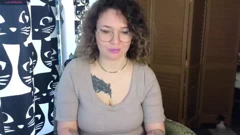 Snapshot of ozalin chatting on May 25, 2026, 8:20 am ozalin online show from May 25, 2026, 8:20 am
