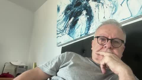 Snapshot of ozhairybearxxxx chatting on March 26, 2026, 12:17 am ozhairybearxxxx online show from March 26, 2026, 12:17 am