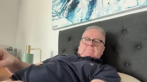 Snapshot of ozhairybearxxxx chatting on April 17, 2026, 1:52 am ozhairybearxxxx online show from April 17, 2026, 1:52 am