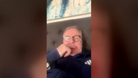Snapshot of ozhairybearxxxx chatting on May 7, 2026, 6:52 am ozhairybearxxxx online show from May 7, 2026, 6:52 am