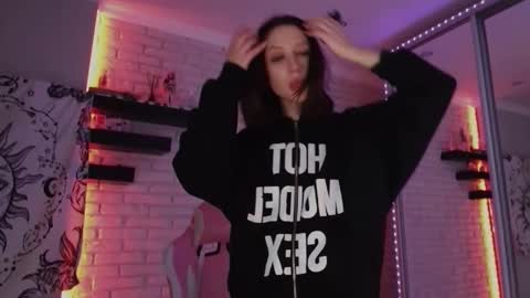 Alice online show from December 12, 2024, 8:10 pm