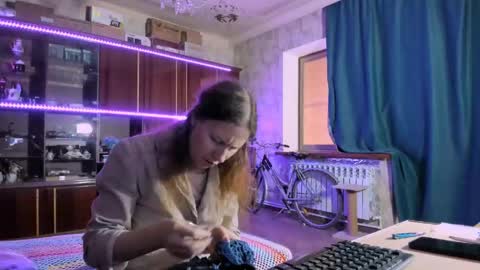 Snapshot of pa1e_pr1ncess chatting on May 25, 2026, 6:41 am Ella online show from May 25, 2026, 6:41 am
